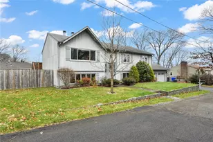 11 Genoa St, North Providence, RI 02904 - Photo 6