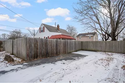 77 Buttonwoods Avenue, Warwick, RI 02886 - Photo 30