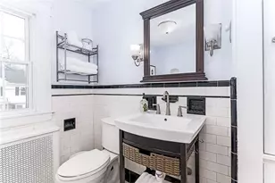 52 Parkside Dr, Providence, RI 02905 - Photo 32