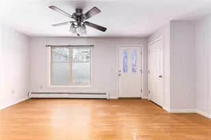 78 Barton St, Pawtucket, RI 02860 - Photo 4