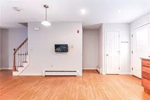 78 Barton St, Pawtucket, RI 02860 - Photo 10