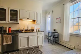 102 Broadway, Newport, RI 02840 - Photo 2