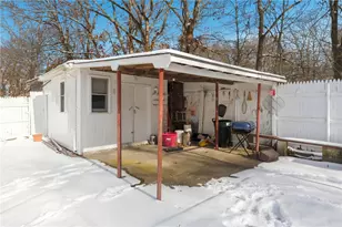 122 Rice Ave, East Providence, RI 02914 - Photo 40