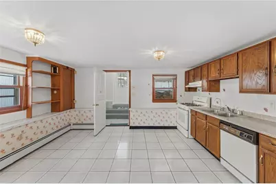 122 Rice Avenue, East Providence, RI 02914 - Photo 30