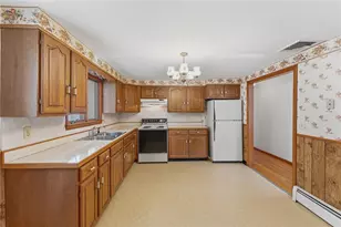 122 Rice Ave, East Providence, RI 02914 - Photo 8