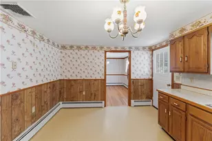 122 Rice Ave, East Providence, RI 02914 - Photo 10