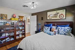 210 Summit Dr, Cranston, RI 02920 - Photo 14