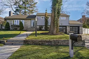 210 Summit Dr, Cranston, RI 02920 - Photo 2