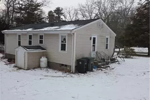 9 Colvintown Rd, Coventry, RI 02816 - Photo 4