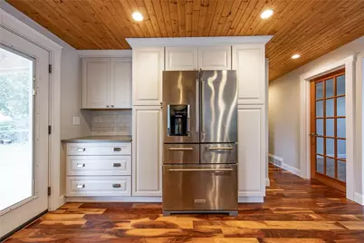 35 Cushman Street, Pawtucket, RI 02861 - Photo 8