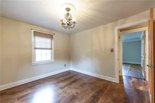 35 Cushman St, Pawtucket, RI 02861 - Photo 16