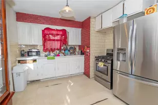 138 Oxford St, Providence, RI 02905 - Photo 6