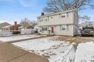 359 Williston Way, Pawtucket, RI 02861 - Photo 2