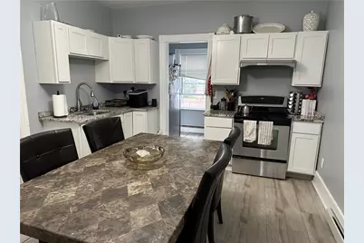 22 Bettez Street, West Warwick, RI 02893 - Photo 4