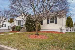 19 Salem Ave, Cranston, RI 02920 - Photo 2