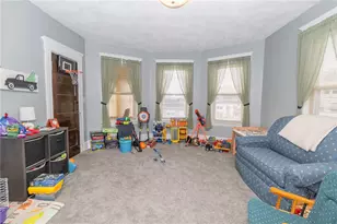 1060 Park Ave, Woonsocket, RI 02895 - Photo 18