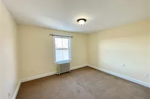 14 Dresser St, Newport, RI 02840 - Photo 16