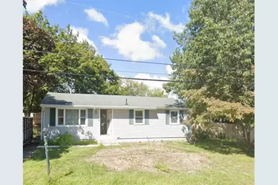 7 Michigan Avenue, Warwick, RI 02888 - Photo 2