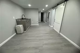 7 Michigan Ave, Warwick, RI 02888 - Photo 16