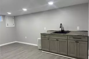 7 Michigan Ave, Warwick, RI 02888 - Photo 14