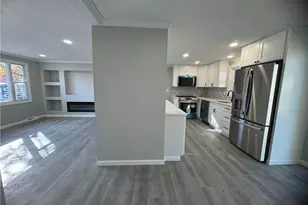 7 Michigan Ave, Warwick, RI 02888 - Photo 4