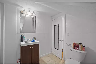 50 Jefferson Avenue, Pawtucket, RI 02860 - Photo 10