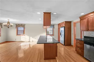 9 Holmes Rd, Coventry, RI 02816 - Photo 4