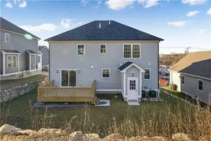 178 St Louis Ave, Woonsocket, RI 02895 - Photo 32