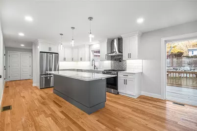 178 St. Louis Avenue, Woonsocket, RI 02895 - Photo 6