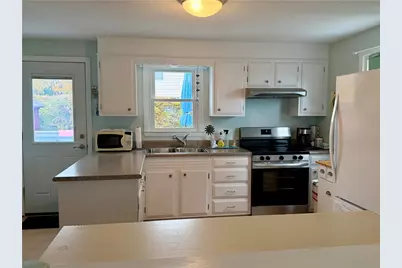 7 Salt Pond Way, Westerly, RI 02891 - Photo 6