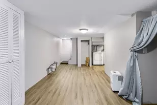 128 Warrington St, Providence, RI 02907 - Photo 32