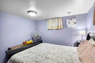 128 Warrington St, Providence, RI 02907 - Photo 20