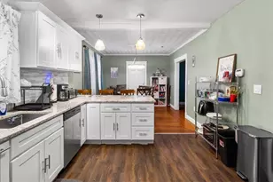 128 Warrington St, Providence, RI 02907 - Photo 12