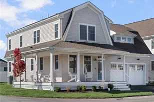 4 Lookout Ln, Portsmouth, RI 02871 - Photo 2