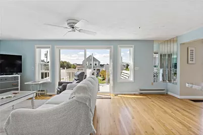 18 Warren Avenue, Middletown, RI 02840 - Photo 6