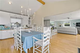 18 Warren Ave, Middletown, RI 02840 - Photo 16