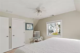 18 Warren Ave, Middletown, RI 02840 - Photo 24