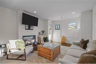 8 Cross Street #1, Newport, RI 02840 - Photo 6