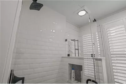 8 Cross Street #1, Newport, RI 02840 - Photo 18