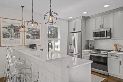 8 Cross Street #1, Newport, RI 02840 - Photo 10