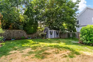 6 Gladding Ct, Newport, RI 02840 - Photo 22