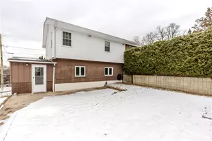 10 Mott St, Johnston, RI 02919 - Photo 44