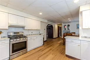 10 Mott St, Johnston, RI 02919 - Photo 14