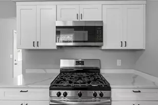 34 Chapin Ave, Warwick, RI 02889 - Photo 8