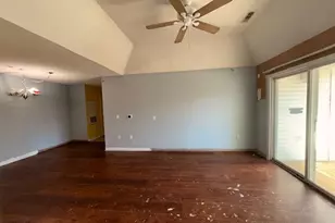 96 Mill St, Woonsocket, RI 02895 - Photo 10