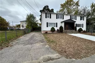 74 Lake St, Cranston, RI 02910 - Photo 26