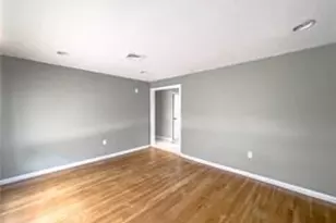 101 Woodland Ave, Cranston, RI 02920 - Photo 4