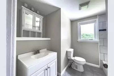 101 Woodland Avenue, Cranston, RI 02920 - Photo 6