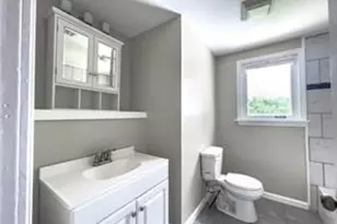 101 Woodland Ave, Cranston, RI 02920 - Photo 6