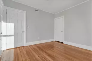 382 Orms St, Providence, RI 02908 - Photo 8